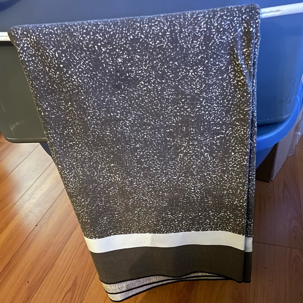 Lovely vintage table cloth